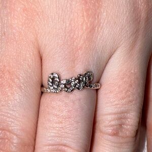 Pandora Love cursive silver Ring ✨
